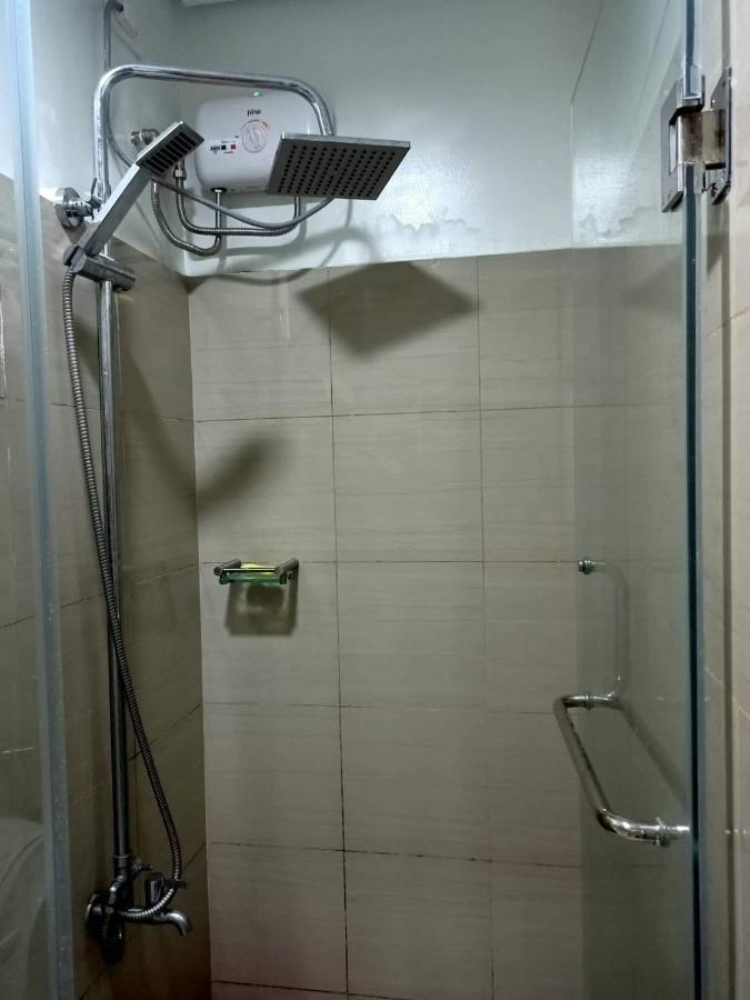 Deluxe Suites Razelles 2 At Shore 2 Residences Tower 1 Pasay Exterior foto